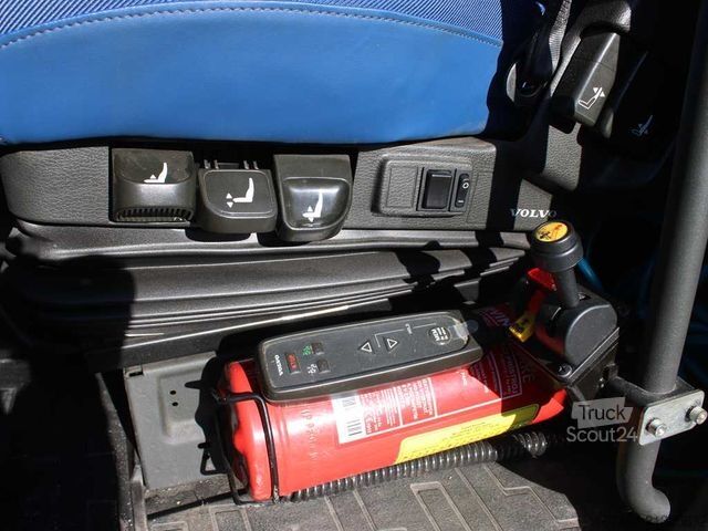 Standardowy ciągnik siodłowy VOLVO FH 460, EURO 6, I-PARK COOL, VEB +, HYDRAULIC