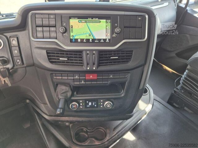štandardný ťahač Iveco S-WAY