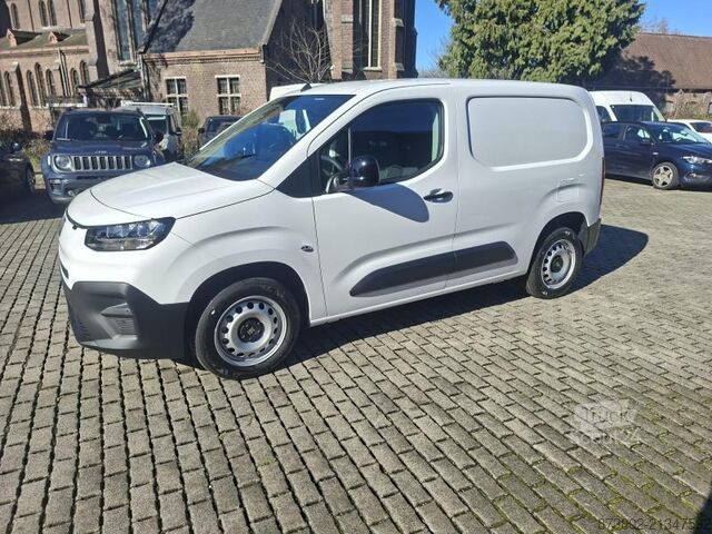 Skåpbil FIAT Doblo Cargo
