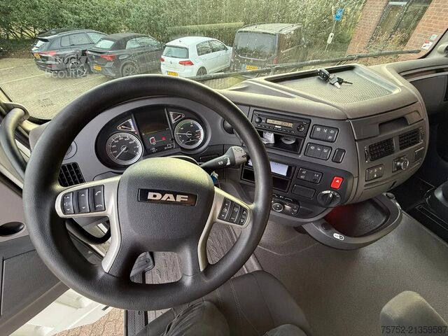 Standard-SZM DAF XF 480 SSC Super Space Smarttacho 2 2x tank LED...