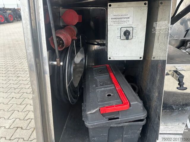 Lebensmitteltanker Feldbinder LEVENSMIDDELEN / FOOD / LEBENSMITTEL / 33.500L ...