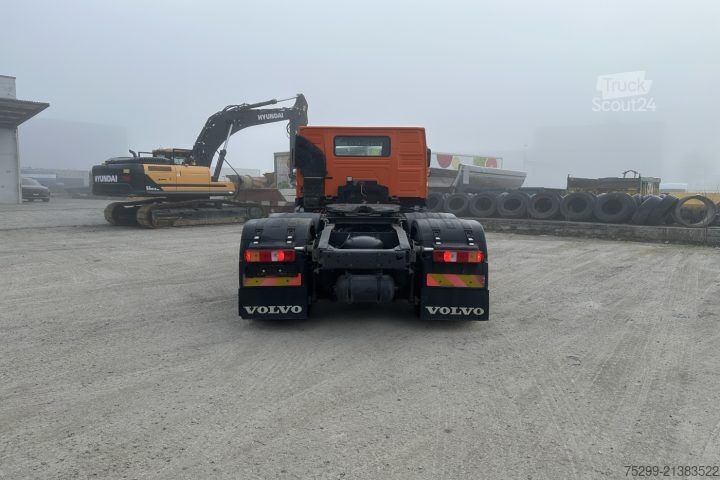 Standard SZM Volvo FM-480 6x4T Kipphydraulik / Swiss-Vehicle