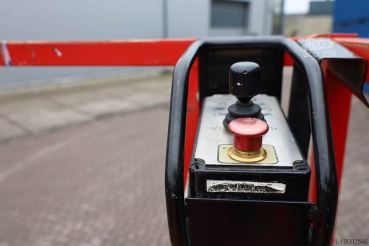 Ножичний підйомник Holland Lift Ecostar HL-7814 Electric, 10m Working Height, 450k