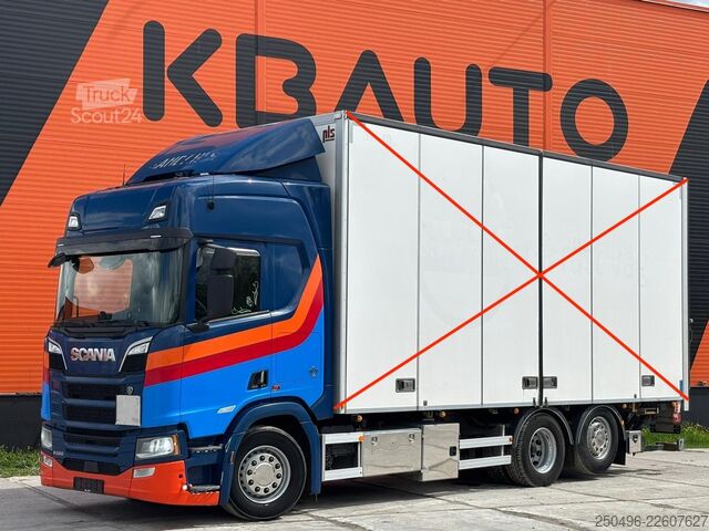 Kabina podvozku Scania R520 6x2*4 BOX L=7340 mm