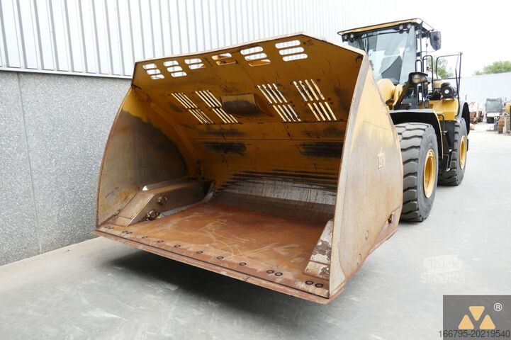 Carregadora de rodas Caterpillar 962M