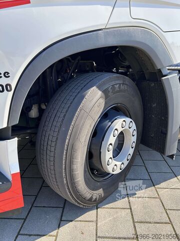Standard SZM Volvo VOLVO 460 GLOBE DIESEL/LNG 4X2