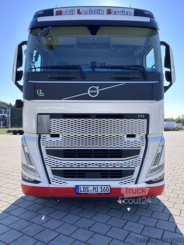Standard SZM Volvo VOLVO 460 GLOBE DIESEL/LNG 4X2