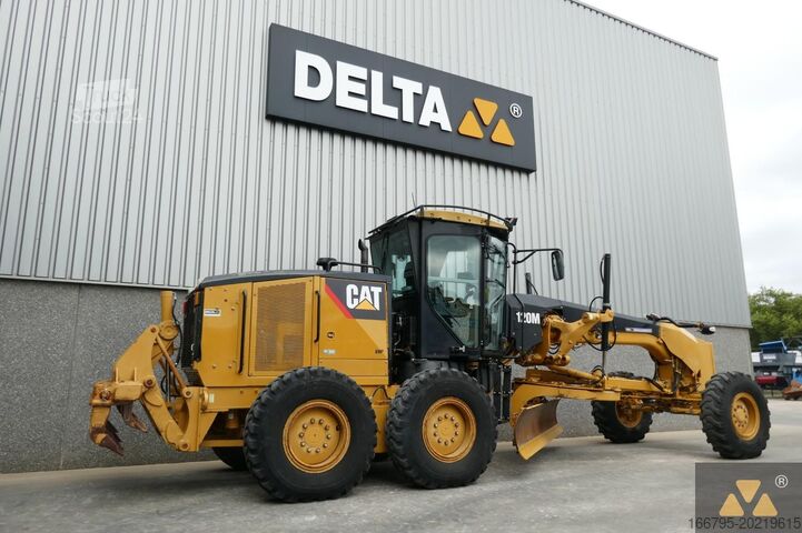 Grader Caterpillar 120M