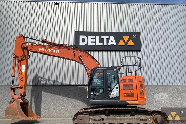 Raupenbagger Hitachi ZX225USLC-6
