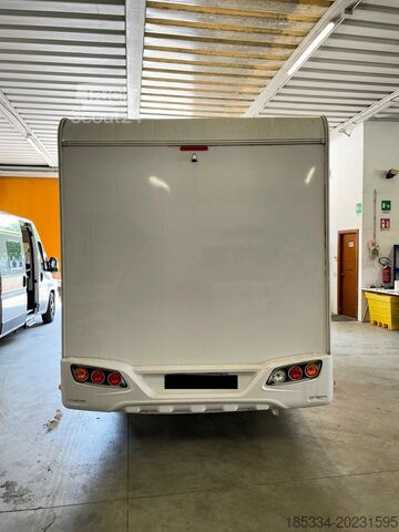 Autocaravană semi-integrată Fiat Ducato Carasuite 650 MF | Schlafplätze 4 | Teilintegriert