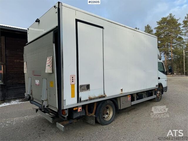 Mala Mitsubishi Fuso 7C18 4x2 box truck with tail lift – repair ob