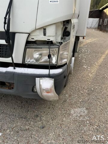 Mala Mitsubishi Fuso 7C18 4x2 box truck with tail lift – repair ob