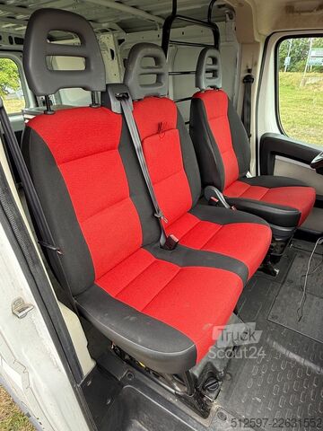 Furgon blaszak FIAT Ducato Kasten m. Werkbank & -regalen, Rfk
