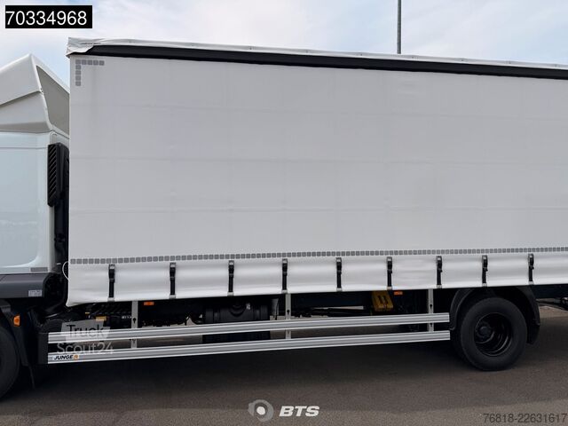 Ladbil med presenning DAF XB 260 4X2 FA VDC 16t - Junge Curtainsider + 150