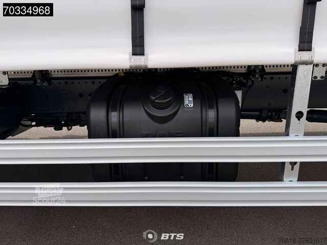 Ladbil med presenning DAF XB 260 4X2 FA VDC 16t - Junge Curtainsider + 150