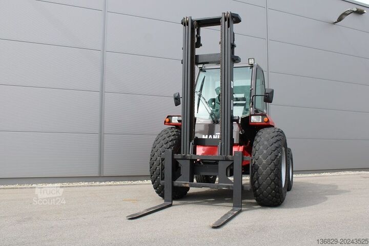 Bezceļu iekrāvējs Manitou M 30-4