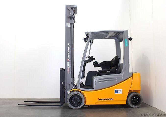 Frontgaffeltruck Jungheinrich EFG 320 - 650 DZ