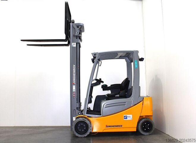 Wózek widłowy czołowy Jungheinrich EFG 320 - 650 DZ