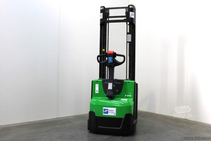 Manuel istifleyici Cesab S 214 L / 325