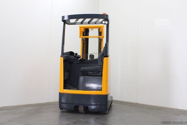 Wózek reach truck Jungheinrich ETV 110