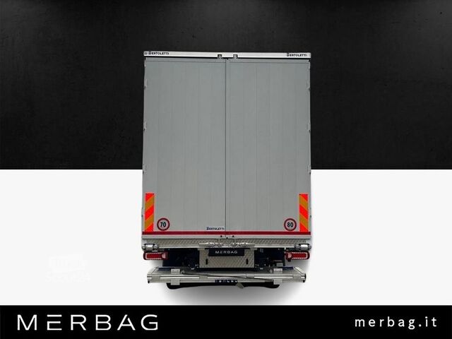 Φορτηγό πλατφόρμα με μουσαμά Mercedes-Benz ACTROS