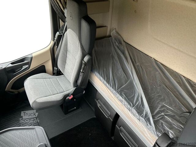 Φορτηγό πλατφόρμα με μουσαμά Mercedes-Benz ACTROS