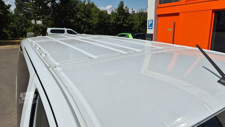 Минибус Citroën SpaceTourer Opel Zafira Plus M 9 Sitzer