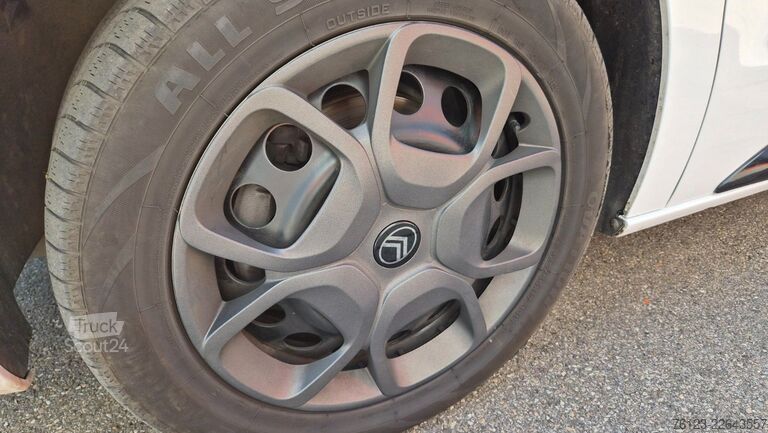 Минибус Citroën SpaceTourer Opel Zafira Plus M 9 Sitzer
