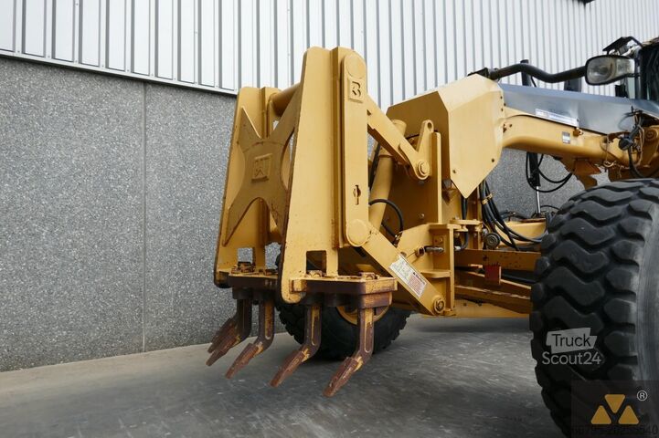 Greideris Caterpillar 120M