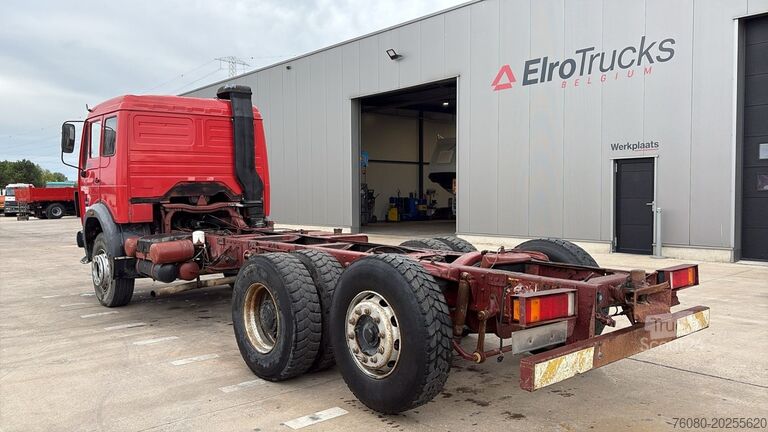 Chassis cabine Mercedes-Benz SK 2233 (GRAND PONT / V8 AVEC 2X TURBO / BIG AXLE)