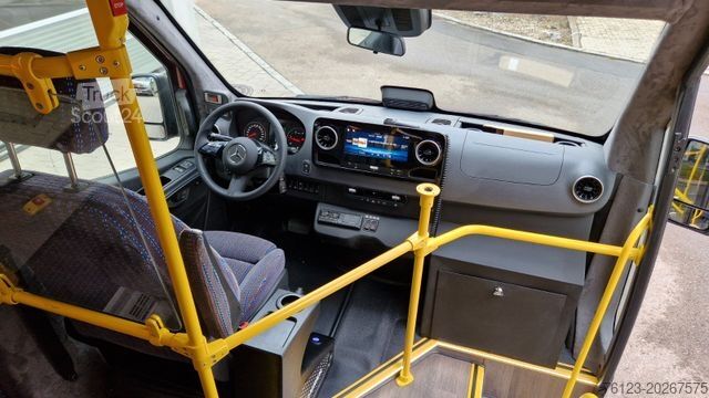 Minibus MERCEDES-BENZ Sprinter 517 Heckniederflur Vorlauffahrzeug