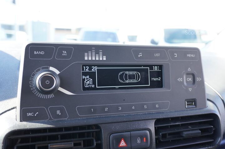 Break à toit surélevé Peugeot Partner 1.2 Benzine EURO 6 - Airco - Carkit - P...