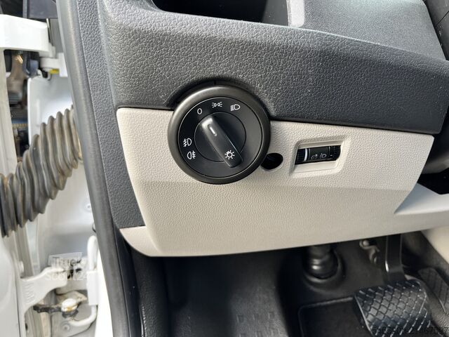 Personenbus Volkswagen Transporter Kombi 2.0 TDI L1H1 BTW en BPM VRIJ!...
