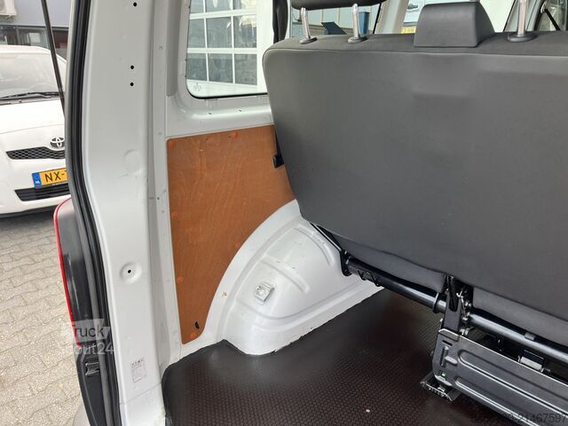 Passagerbus VW Transporter Kombi 2.0 TDI L1H1 BTW en BPM VRIJ!...