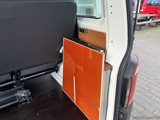 Passagerbus VW Transporter Kombi 2.0 TDI L1H1 BTW en BPM VRIJ!...