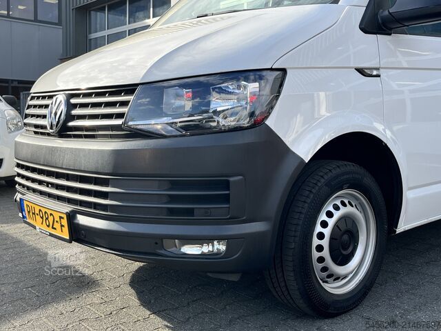 Passagerbus VW Transporter Kombi 2.0 TDI L1H1 BTW en BPM VRIJ!...