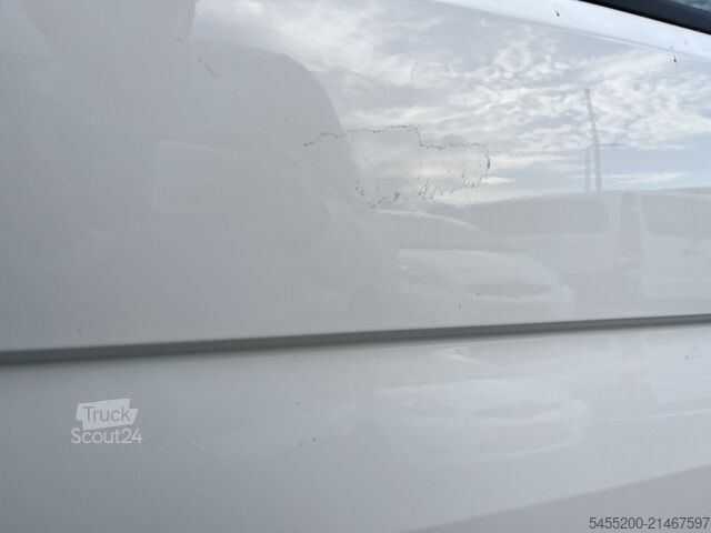 Passagerbus VW Transporter Kombi 2.0 TDI L1H1 BTW en BPM VRIJ!...