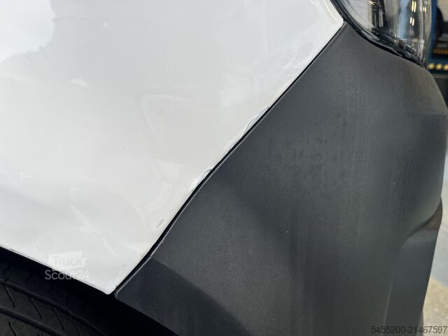 Passagerbus VW Transporter Kombi 2.0 TDI L1H1 BTW en BPM VRIJ!...