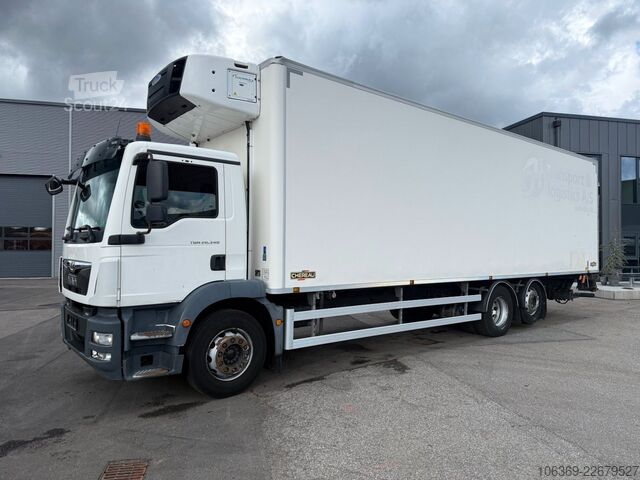 Caminhão frigorífico MAN TGM 26.340 6x2*4 Carrier Supra 1250 Nordic