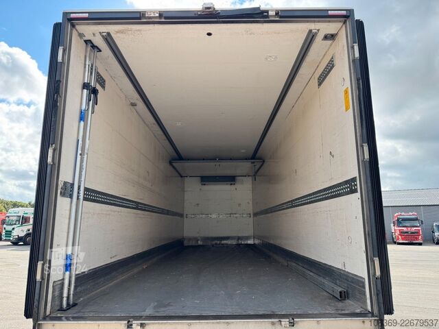 Caminhão frigorífico MAN TGM 18.290 4x2 Carrier Supra 1250 Nordic
