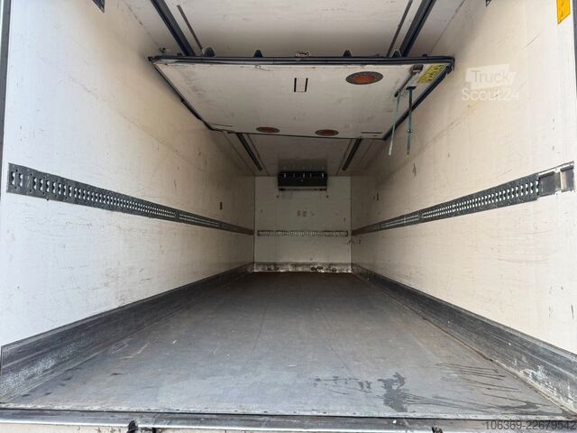 Caminhão frigorífico MAN TGM 18.290 4x2 Carrier Supra 1250 Nordic