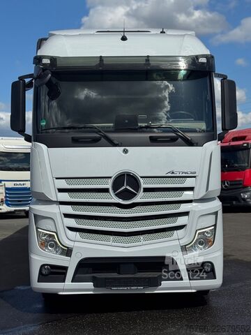 Skåpbil MERCEDES-BENZ ACTROS 2545 L / LBW / SEITENTÜRE