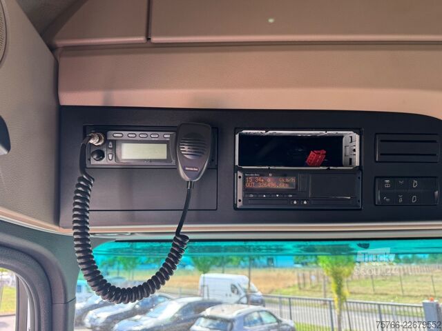 Skåpbil MERCEDES-BENZ ACTROS 2545 L / LBW / SEITENTÜRE