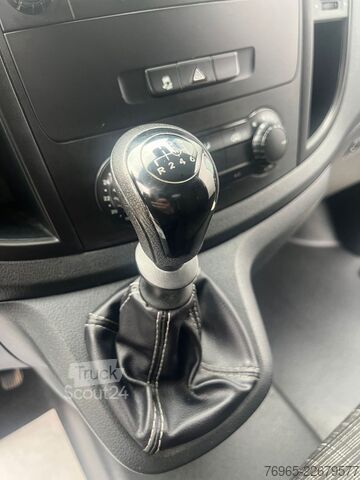 Panelová dodávka MERCEDES-BENZ Vito 114 LANG 6G KLIMA 3-SITZER TEMPOMAT EU6 AHK