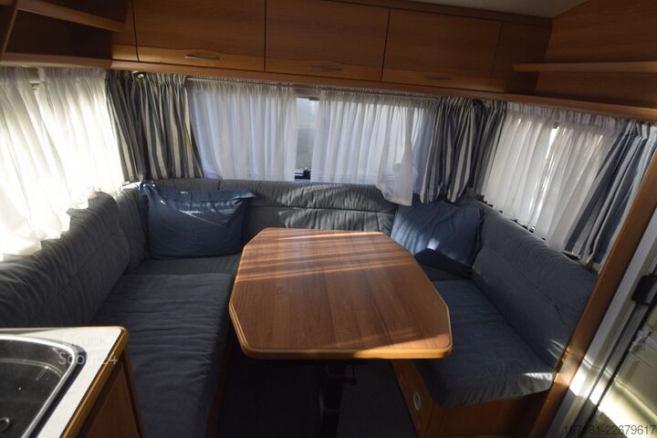 Karavan KNAUS Eurostar 450 mit Mover und Vorzelt