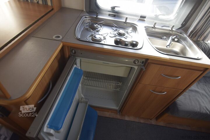 Karavan KNAUS Eurostar 450 mit Mover und Vorzelt
