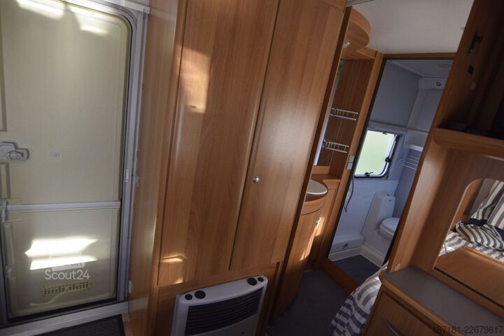 Karavan KNAUS Eurostar 450 mit Mover und Vorzelt