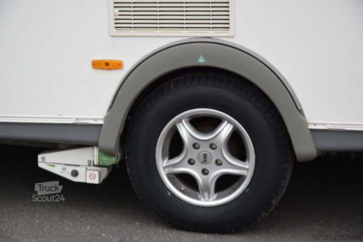 Karavan KNAUS Eurostar 450 mit Mover und Vorzelt
