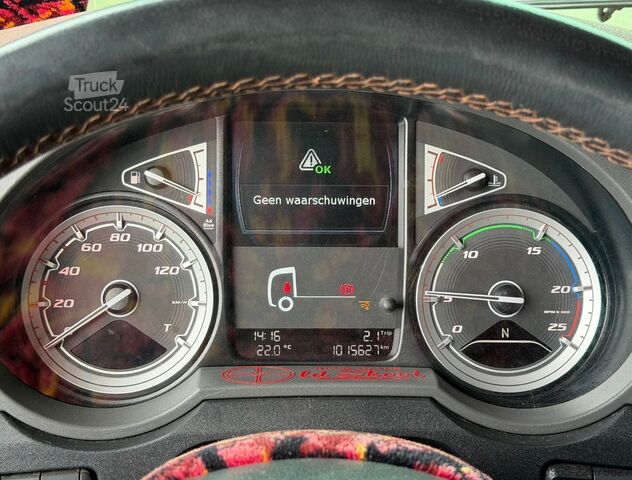 Standardní tahač DAF XF 480 FTG SSC 6X2 TWINSTEER SPECIAL INTERIOR SP