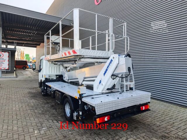 Πλατφόρμα ανύψωσης Nissan Cabstar 35.13 NT400 Multitel MS100
